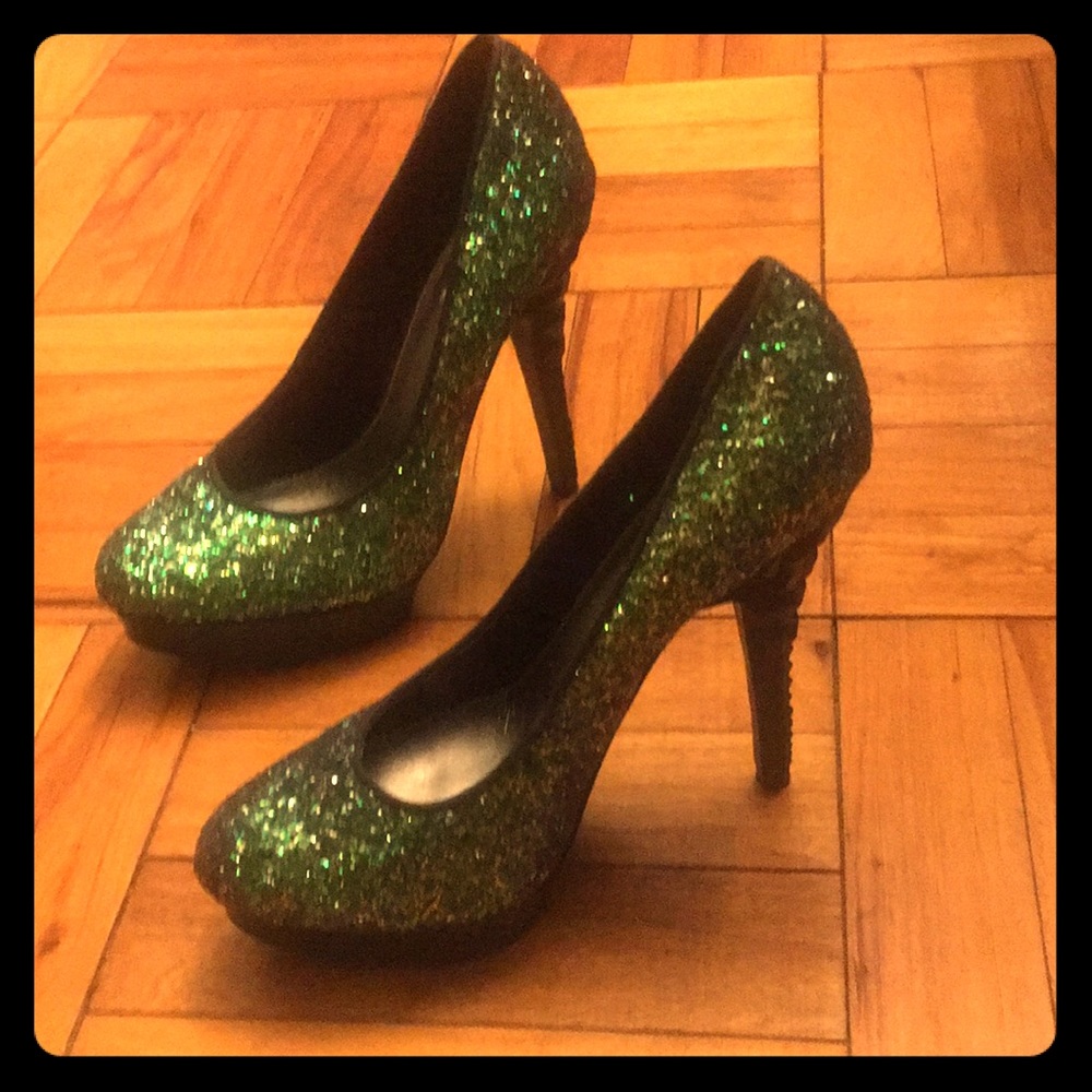 Rachel Roy Green Glitter Heels